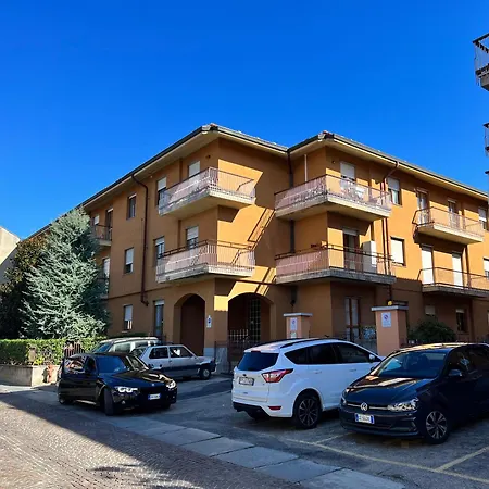 Apartment Dalia E Aster Nel Centro Storico Di - Langhe *