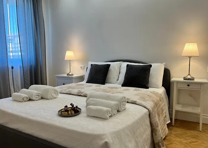 Dalia E Aster - Free Parking In The Historic Center Of - Langhe Lejlighed