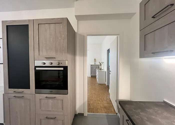 Dalia E Aster - Free Parking In The Historic Center Of - Langhe Lejlighed